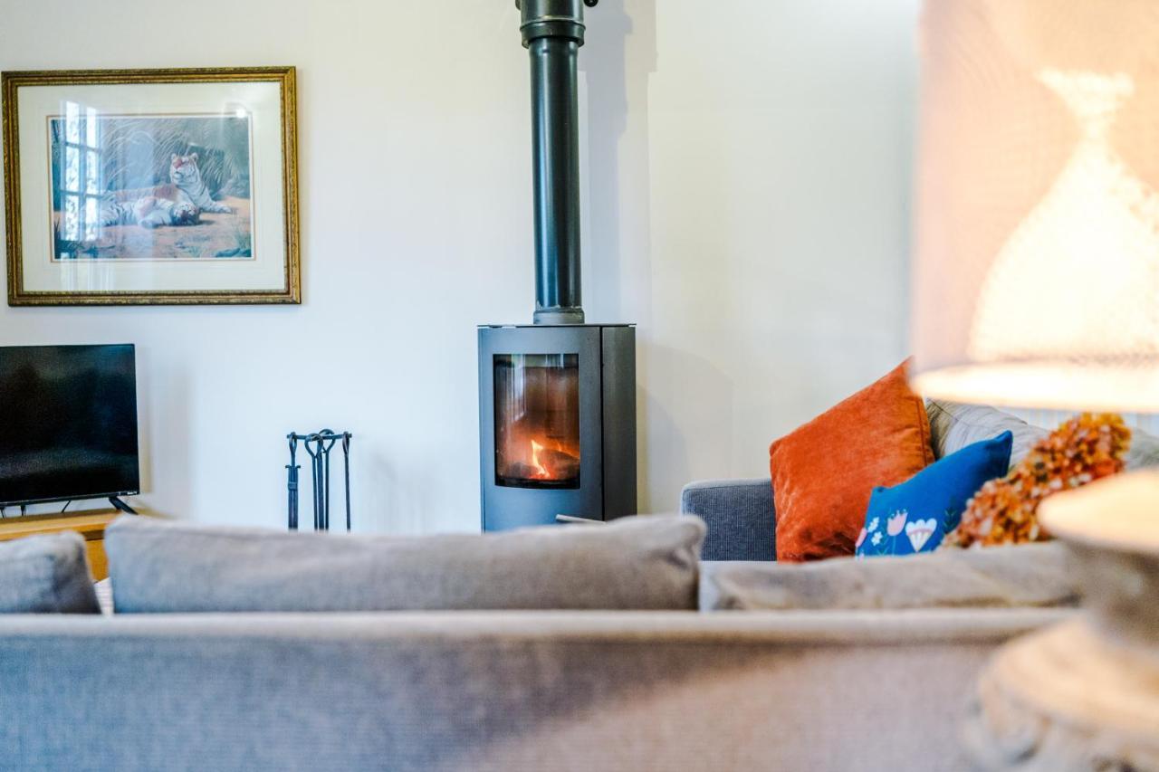 Belvedere House - Serene Countryside Escape - 4 Bedrooms Sleeps 8 Sandbach Exterior photo