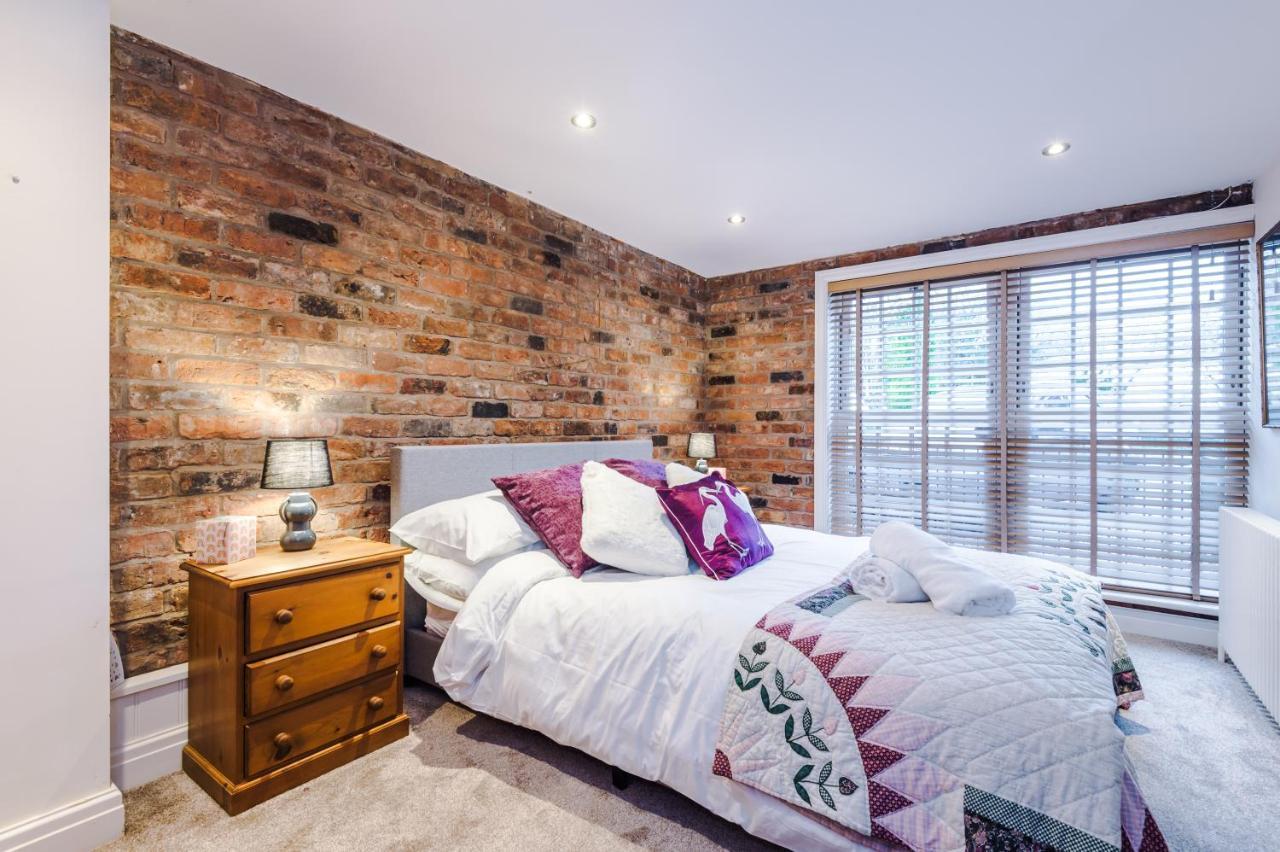 Belvedere House - Serene Countryside Escape - 4 Bedrooms Sleeps 8 Sandbach Exterior photo